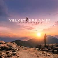 Velvet Dreamer, Tim Gelo